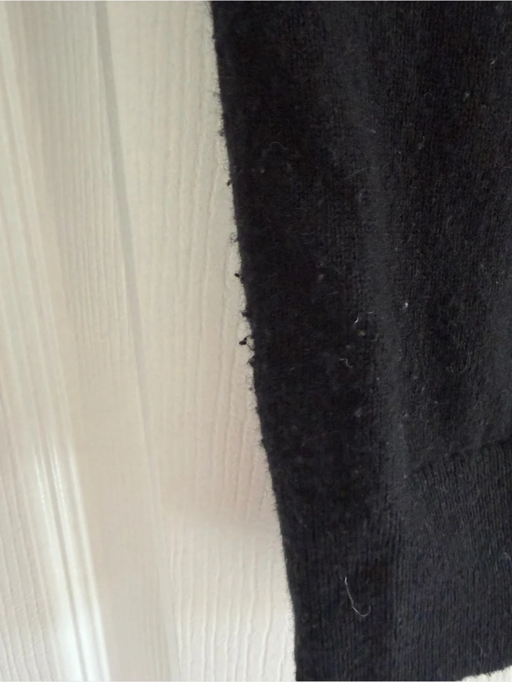 Everlane Men’s XS Black Cashmere Sweater